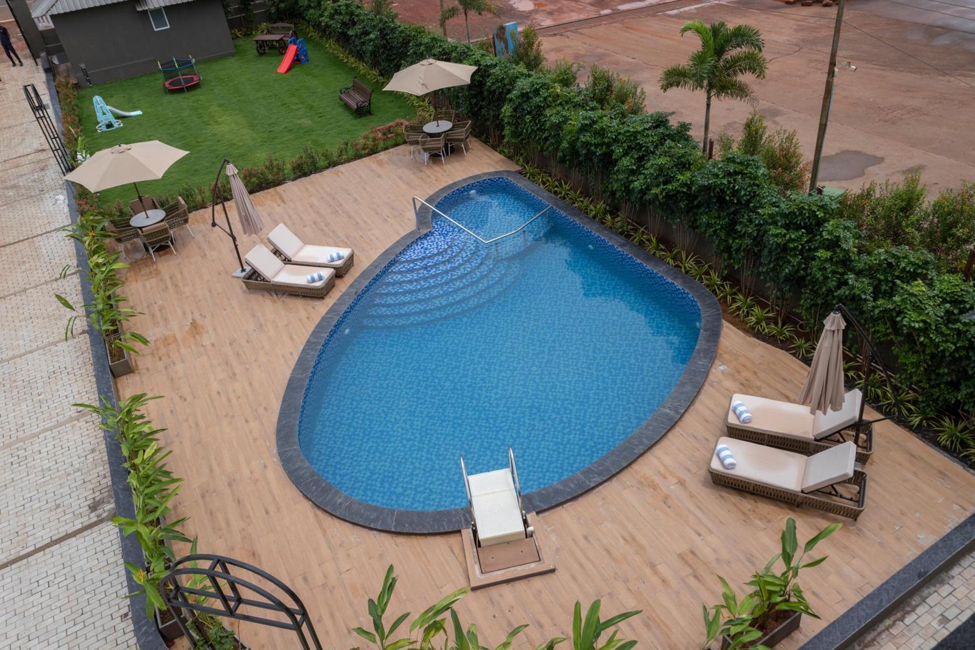 Stone Wood Hotel Amboli Amboli  Exteriér fotografie